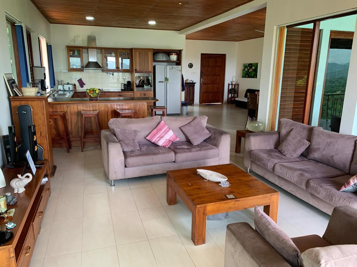 Lotus Villa Kandy เปราเดนิยา ภายนอก รูปภาพ
